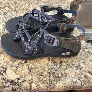Chaco sandal women’s size 8